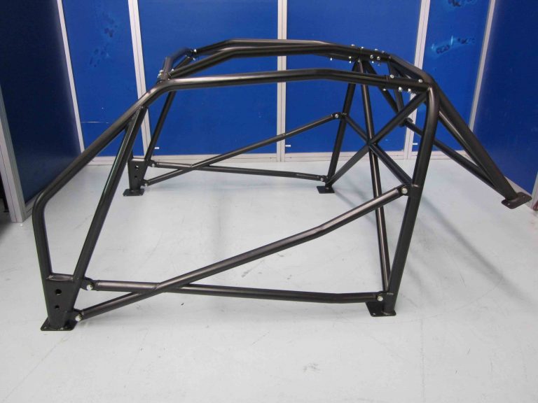 (F) Mustang Fastback - Full cage 6pt - AGI ROLL CAGES